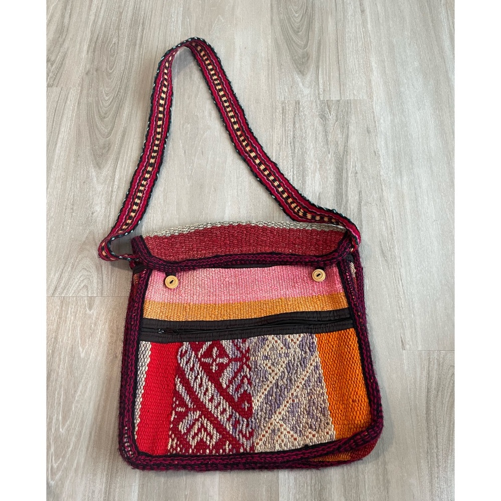 Peruvian Handbag colorful!
